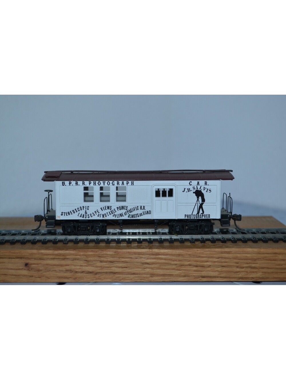 RARE Built Roundhouse #3108 HO J.B.Silvis Photographer Car  U.P. R.R. Photograph
